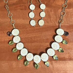 Vintage Shiva shell necklace and earrings set
